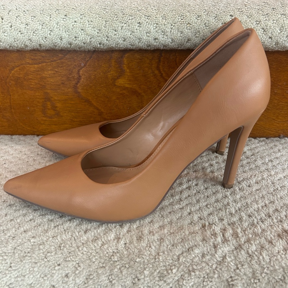 JustFab Tan Classic Stiletto Heels❤️Gisselle 10